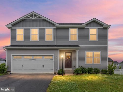 31 Costilla Way, HEDGESVILLE, WV, 25427-6286 | Card Image