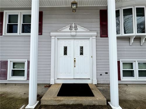 15 Palm Boulevard N, Warwick, RI, 02888 | Card Image