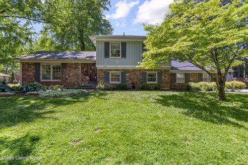 1100 Timber Oak Dr, Louisville, KY, 40223-3726 | Card Image