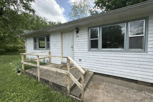 109 College St Street, Van Buren, MO, 63965 | Card Image