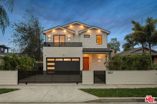 3621 Greenwood Ave, LOS ANGELES, CA, 90066-3017 | Card Image