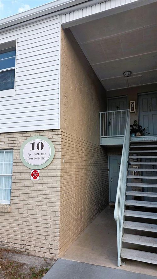 apt-1021-7210 N Manhattan Ave, TAMPA, FL, 33614-3755 | Card Image