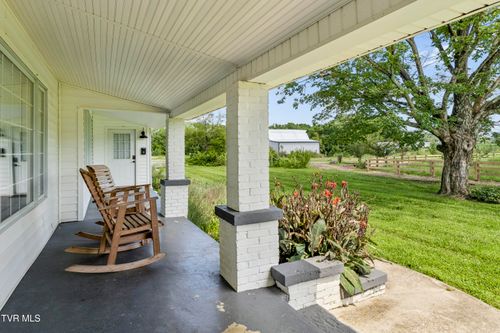 143 Watauga Flats Rd, Johnson City, TN, 37601-3649 | Card Image