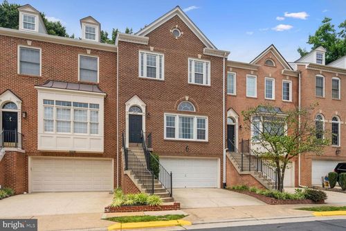 8544 Westown Way, VIENNA, VA, 22182-2515 | Card Image