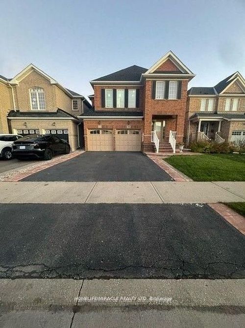 20 Bushmill Cir, Brampton, ON, L7A0K7 | Card Image