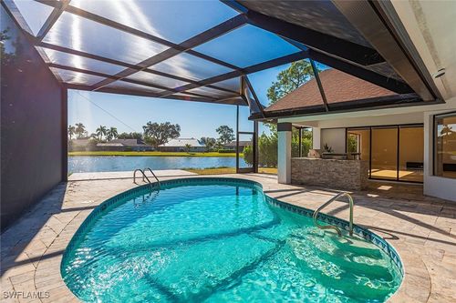 2330 Queens Way, NAPLES, FL, 34112-5403 | Card Image