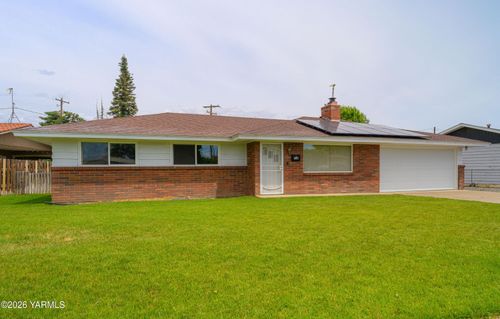 518 Lillie Ln, Toppenish, WA, 98948-1657 | Card Image