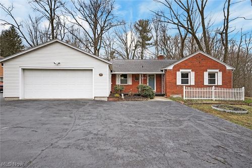 856 E Highland Ave, Wooster, OH, 44691-1740 | Card Image