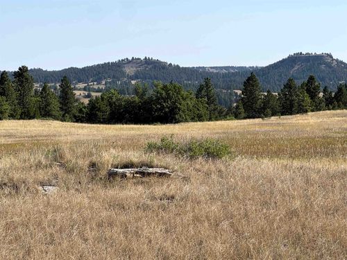 Tract 8 Painted Horse Road, Hulett, WY, 82720 | Card Image