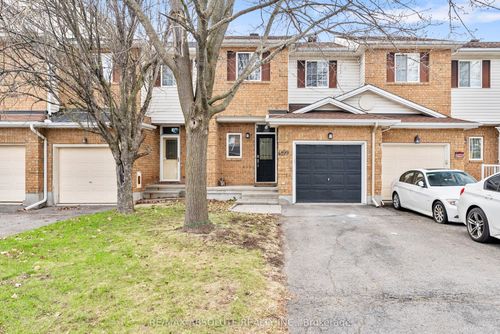 4199 Owl Valley Drive, Blossom Park - Airport and Area, ON, K1V1L9 | Card Image