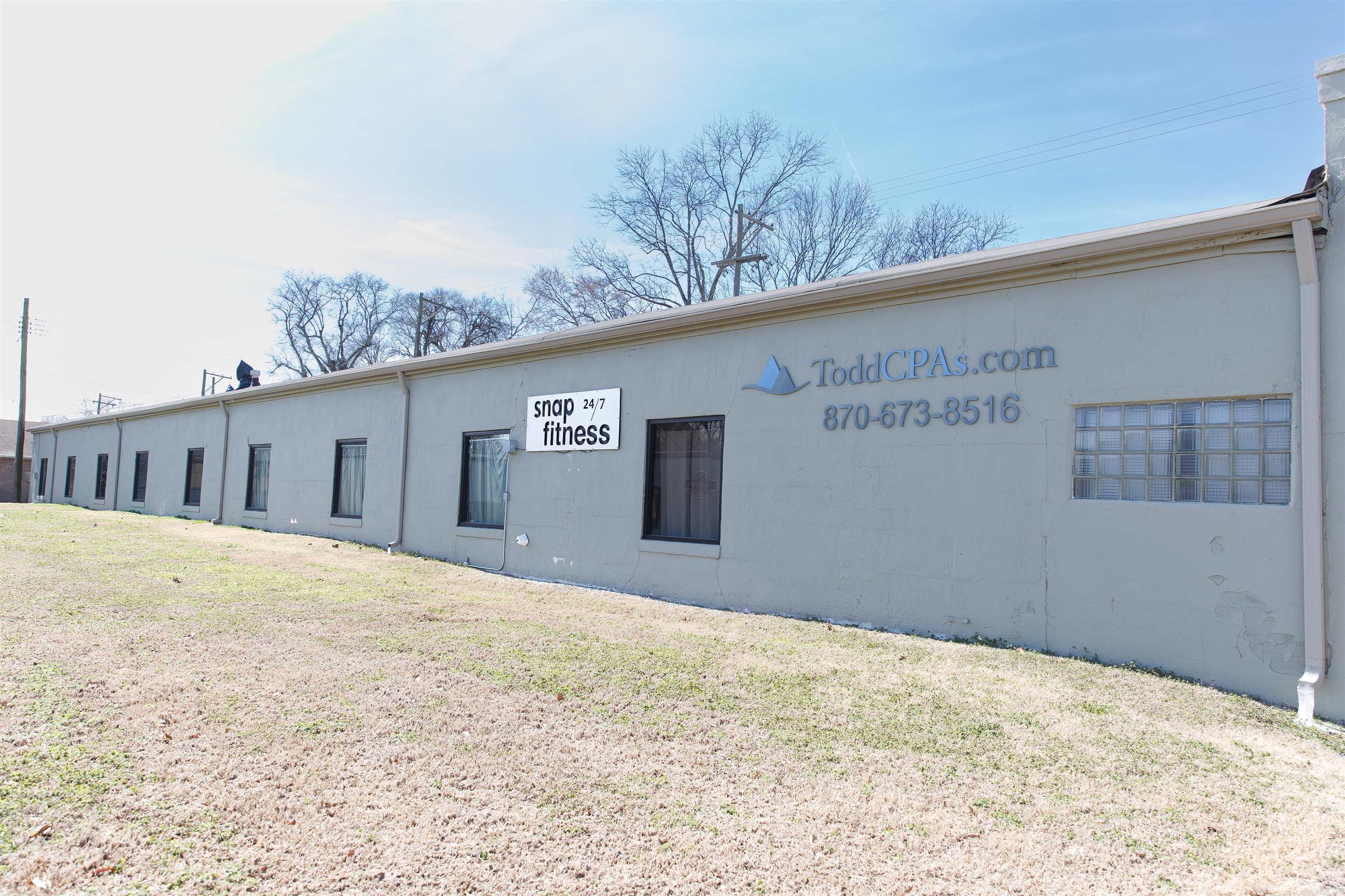 111 W 6Th St, Stuttgart, AR 72160