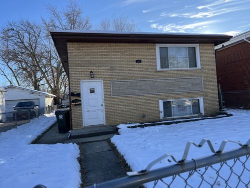 1105 Indian Ave, Aurora, IL, 60505-2992 | Card Image