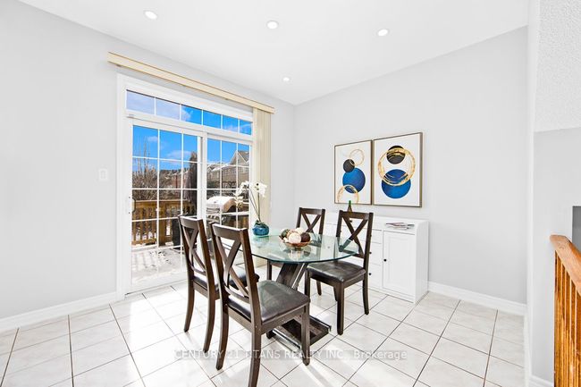 61 Rizal Ave, House attached with 3 bedrooms, 4 bathrooms and 2 parking in Markham ON | Image 7