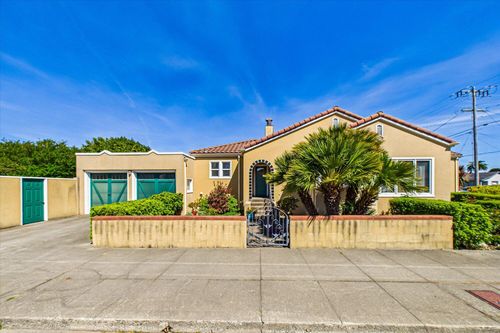 838 J Street, Eureka, CA, 95501 | Card Image