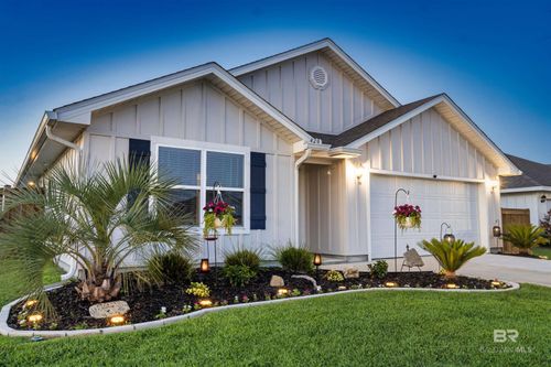 420 Winters Ave, Gulf Shores, AL, 36542-5880 | Card Image