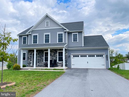 106 Tree Top Ln, MIDDLETOWN, PA, 17057-2356 | Card Image