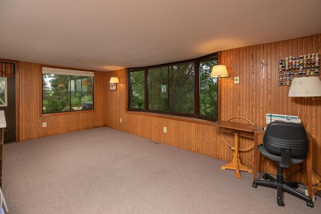 17-web-or-mls-17-Sun Room.jpg | Image 30