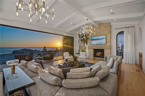 922 Emerald Cyn, Laguna Beach, CA, 92651 | Card Image