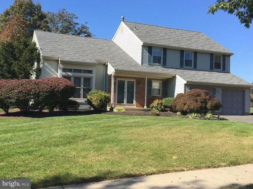 7 Robert Dr, PRINCETON JUNCTION, NJ, 08550-3021 | Card Image