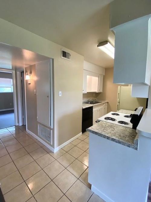 apt-14-3206 Lobit Dr, Dickinson, TX, 77539-4300 | Card Image