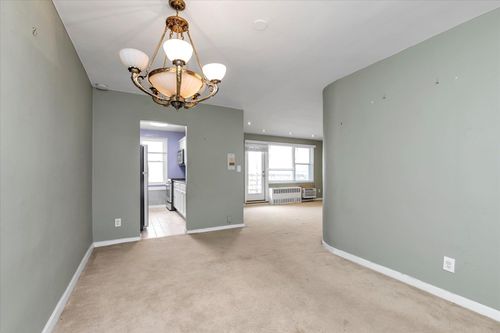 apt-330-490 Atlantic Ave, East Rockaway, NY, 11518-1478 | Card Image