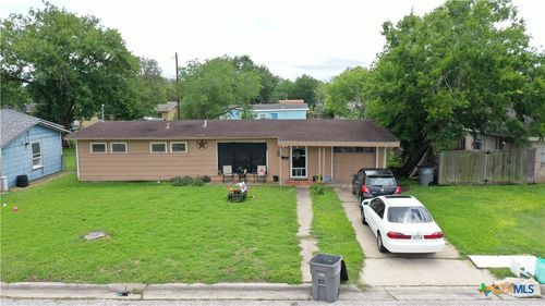 3303 Wildwood Street, Victoria, TX, 77901 | Card Image
