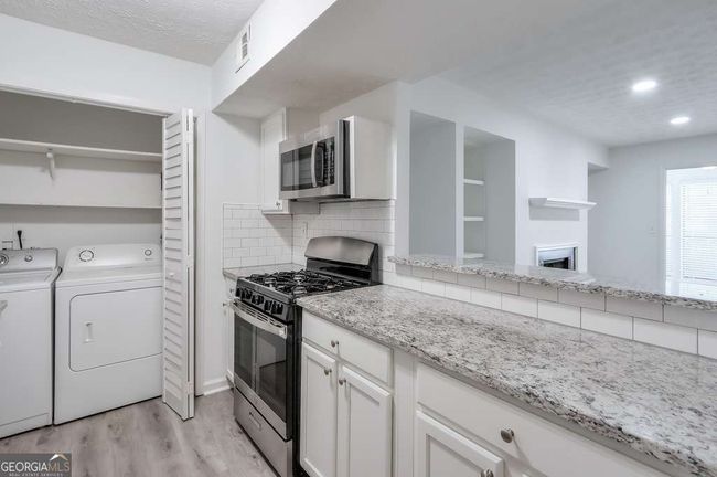 320 Park Ridge Cir, Condo with 1 bedrooms, 1 bathrooms and null parking in Marietta GA | Image 14