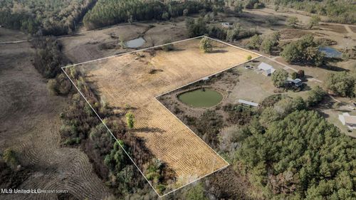 10.10 Jans Rd, Richton, MS, 39476 | Card Image