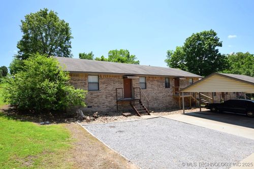 385 S Teehee Dr, Tahlequah, OK, 74464-8814 | Card Image