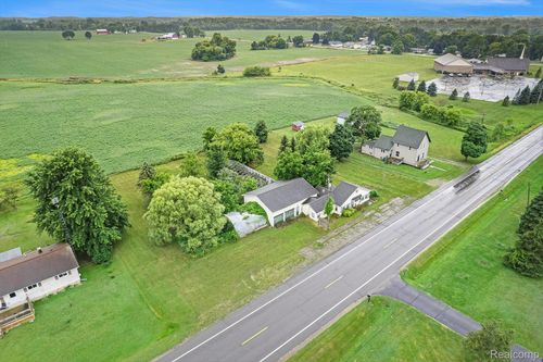 10122 E Newburg Rd, Durand, MI, 48429-1728 | Card Image