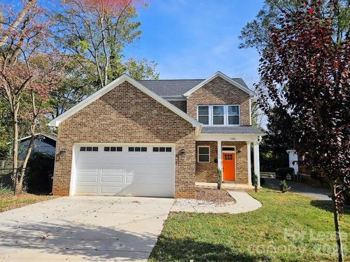 1016 Condon St, Charlotte, NC, 28216-5409 | Card Image