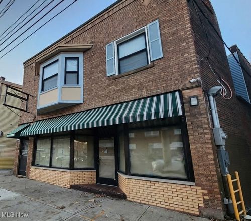 9918 Lorain Ave, Cleveland, OH, 44102-4637 | Card Image