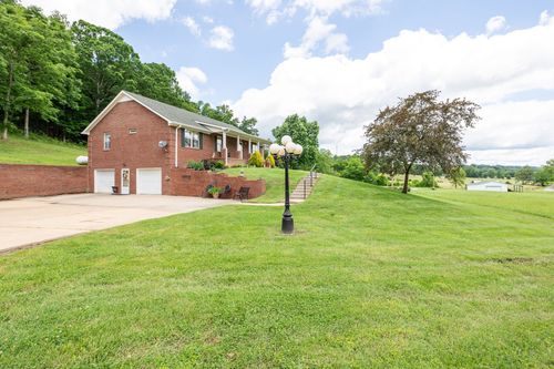 1760 Camp Branch Rd, Mount Pleasant, TN, 38474-3151 | Card Image