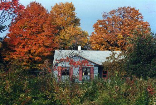 102 Turkey Hill Rd, Ithaca, NY, 14850-2939 | Card Image