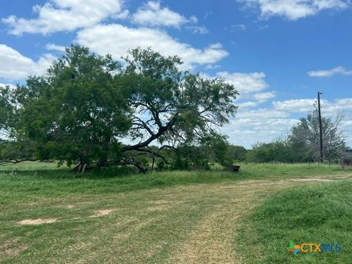4612 County Road 117, Floresville, TX, 78114 | Card Image