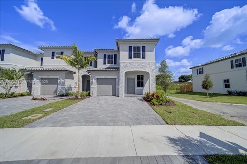 11881 Nw 47th Mnr, Coral Springs, FL, 33076-2204 | Card Image
