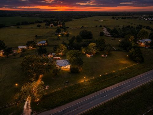 5612 Highway 71 E, Smithville, TX, 78957-5005 | Card Image