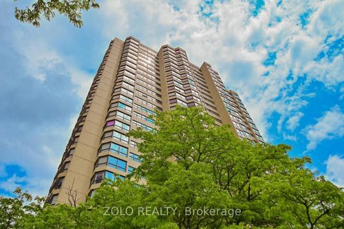 804-8 Lisa St, Brampton, ON, L6T4S6 | Card Image