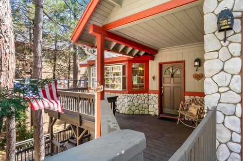 783 Crown Dr, Lake Arrowhead, CA, 92352-9731 | Card Image