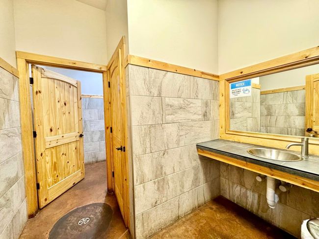 220 E Main St, Home with 0 bedrooms, 0 bathrooms and 40 parking in Mountain View AR | Image 15