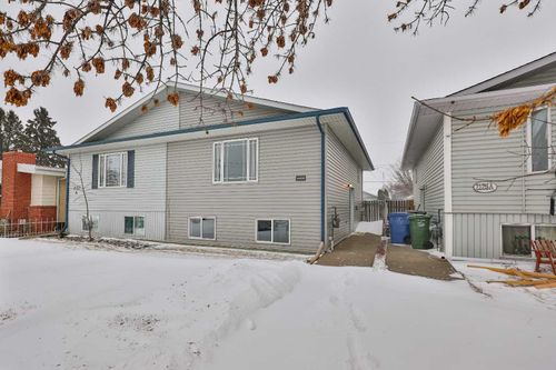 2123b 20a Ave, Coaldale, AB, T1M1J6 | Card Image