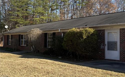 173 Elvernia Ave, Lexington, NC, 27292-4409 | Card Image