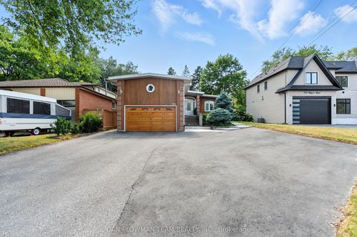1748 Fairport Rd, Pickering, ON, L1V1S8 | Card Image