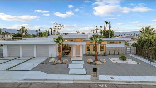 2100 E Sahara Rd, Palm Springs, CA, 92262-3552 | Card Image