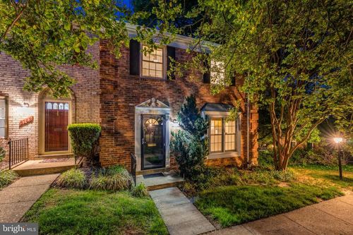 3195 Stonehurst Dr, FAIRFAX, VA, 22031-1919 | Card Image