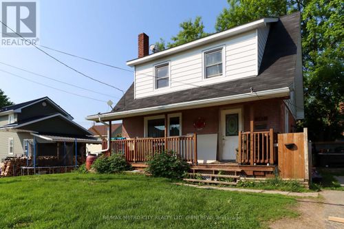 362-370 Baldwin St, Renfrew, ON, K7V2B9 | Card Image