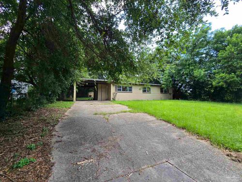 102 Emerald Ave, Pensacola, FL, 32505-3720 | Card Image