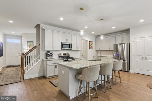 52 Juliet Ln, WEST CHESTER, PA, 19382-6617 | Card Image