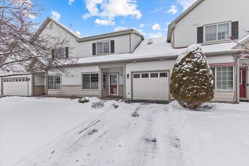 3 Forest Run Rd, Williston, VT, 05495-9447 | Card Image