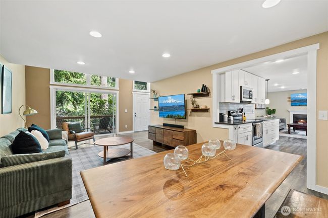 17627 17 Th Dr Se, House other with 3 bedrooms, 3 bathrooms and 2 parking in Bothell WA | Image 8